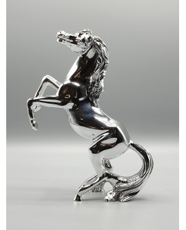 Cavallo R3 in polvere di marmo argentato