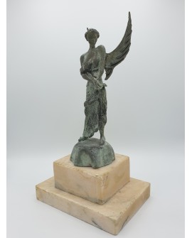 V5- Winged Victory lost wax bronze and marble base